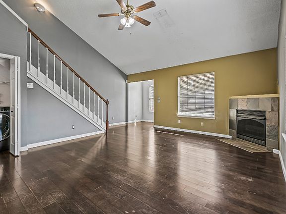 4th image of 3612 Cagney Dr