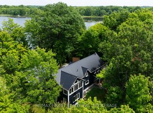 3855 Hideaway Ln, South Frontenac, ON K0H1H0