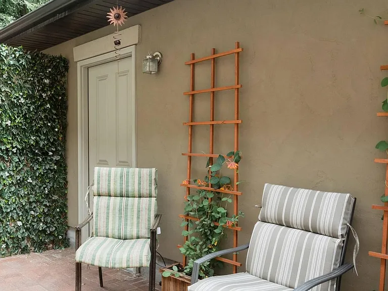 Private Patio (will be unfurnished)