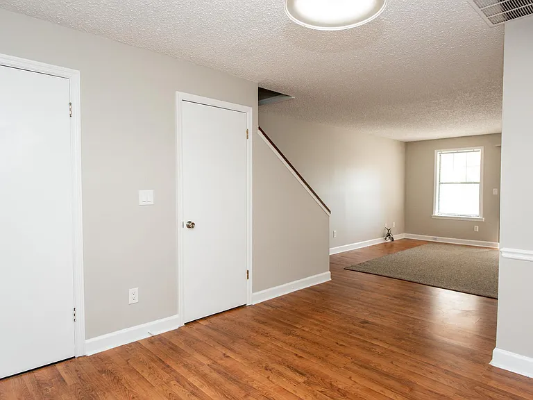 290 Appleby Dr #252 — Photo 11