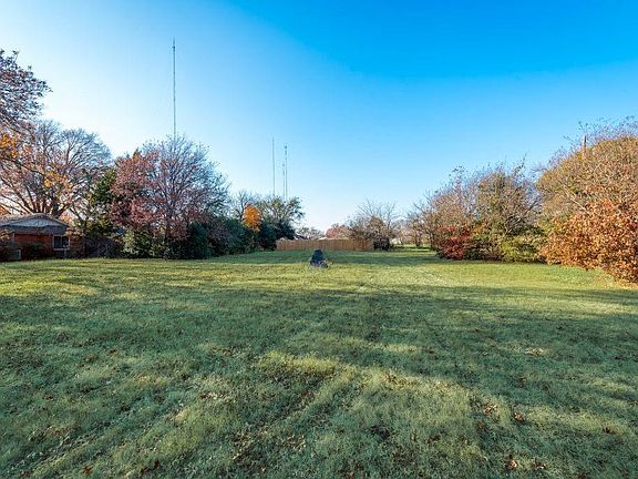 4th image of 430 Lee St Lot 5B