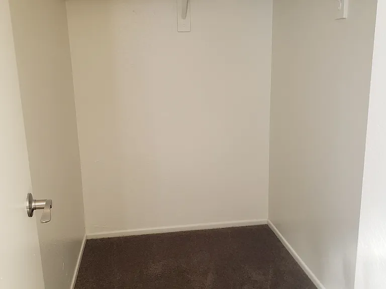Sunnyside Townhomes — Photo 6