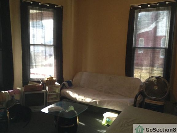 5th image of 110 Hardy Ave Unit B