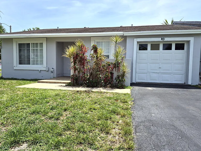 5510 Lakewood Cir S #C — Photo 3