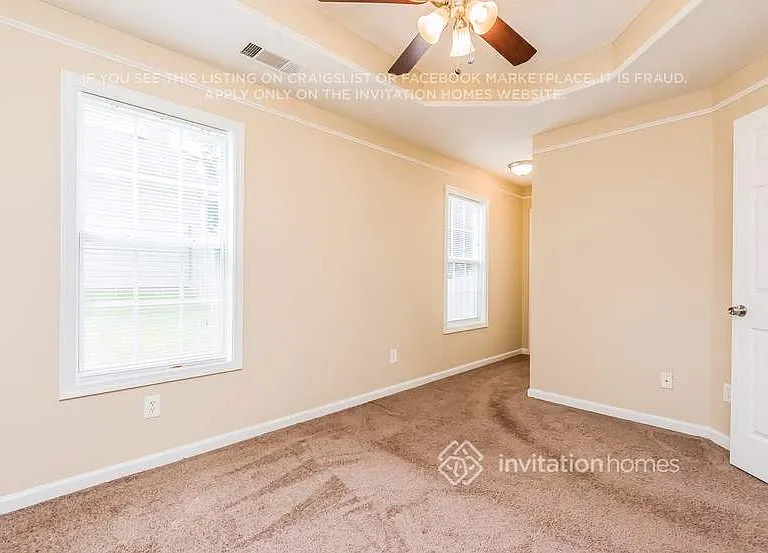 5996 Zane Ct — Photo 11