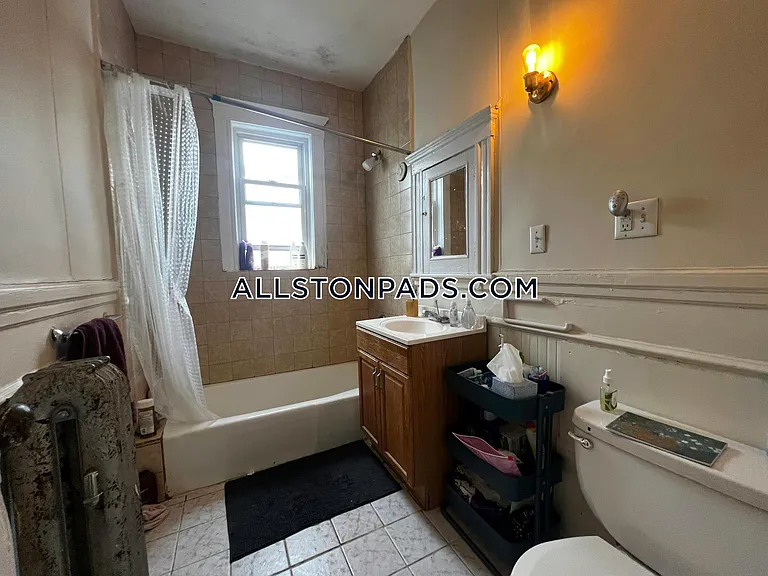 5 Harvard Ter #3 — Photo 15