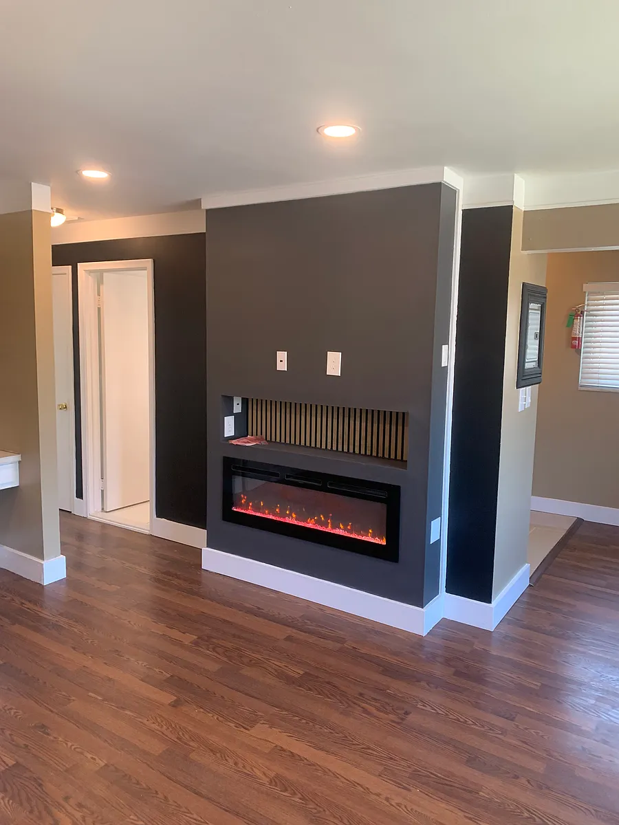 Building Photo - 15142 Tireman Ave #5