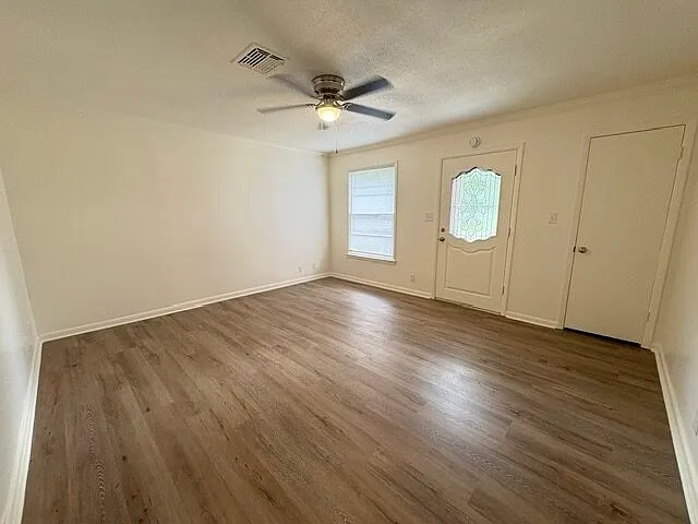 3622 Audubon Rd — Photo 3