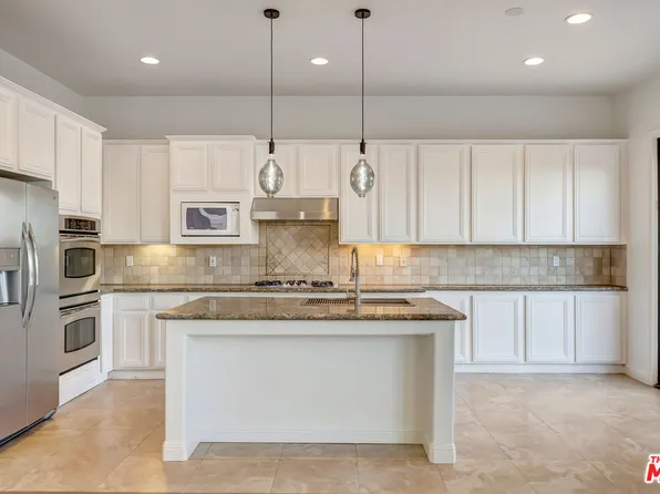 24819 Calle Cedro, Calabasas, CA 91302