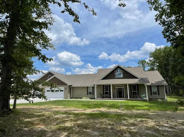 1348 Franklin Loop, Clarkrange, TN 38553