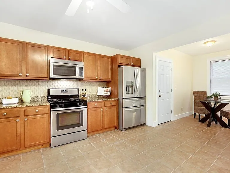 310 Prospect St #1R — Photo 6
