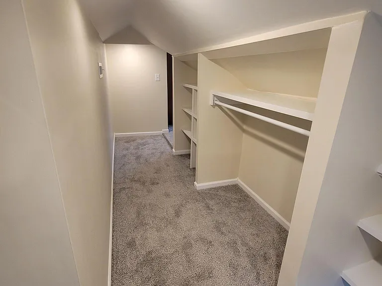 1047 N Coolidge Ave — Photo 49