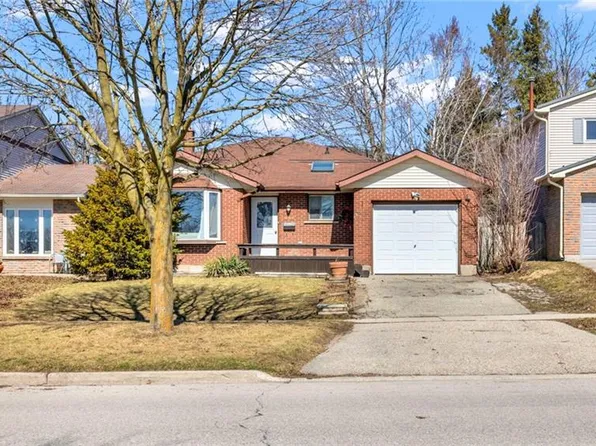 146 Bechtel Dr, Kitchener, ON N2P 1S3