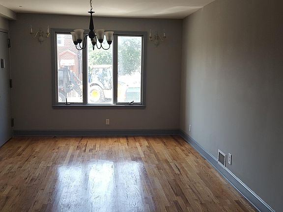 5th image of 661 E 104th St #0