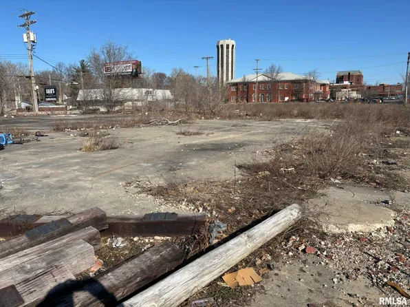 918 E Edwards St, Springfield, IL 62703