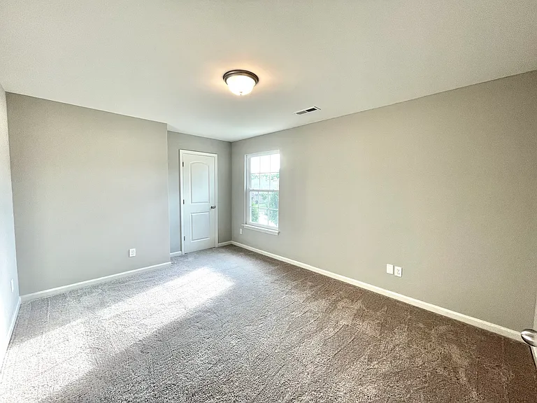 124 Travis Way — Photo 23