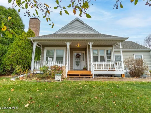 23 Kensington Place, Albany, NY 12209