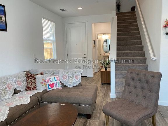 5th image of 807 Descanso Ave
