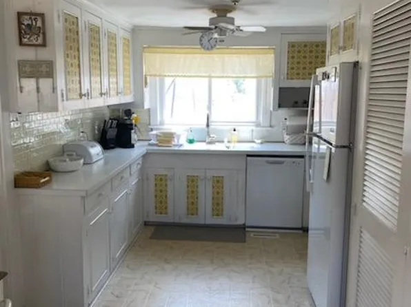 110 Kupper Dr #W2, Mantoloking, NJ 08738