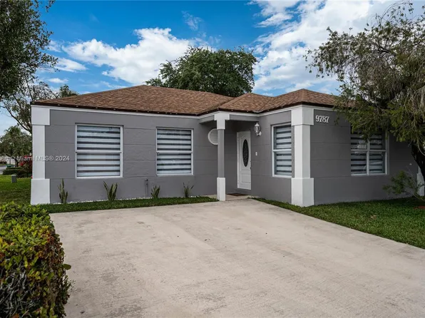 9787 SW 221st St, Cutler Bay, FL 33190