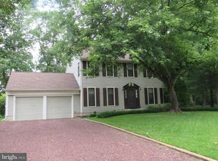1112 Rainbow Cir, Pittsgrove, NJ 08318