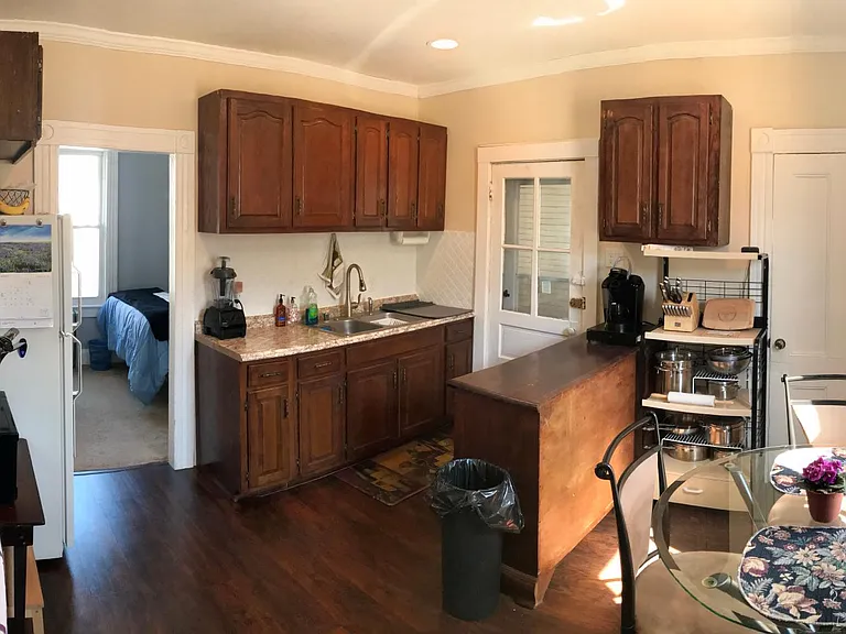 708 Hamilton St #2 — Photo 14