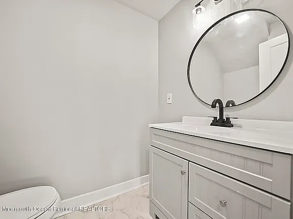 2 bed, 1.5 bath, 980 sqft, $2,950 — Photo 3