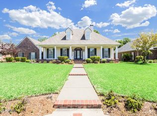 702 Terrell Ct, New Iberia, LA 70563