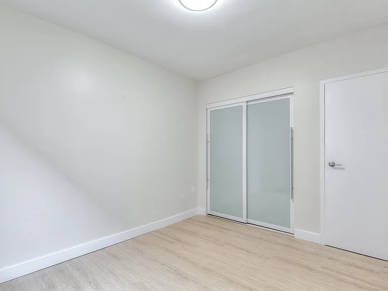240 Durie St #305 — Photo 11