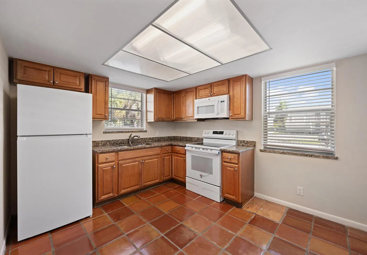 Vandiver Dr, West Palm Beach — Photo 1