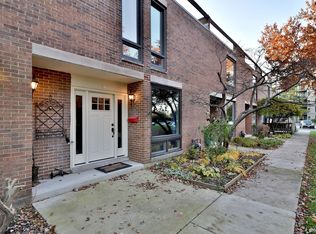 14 Willow Tree Ct, Elmhurst, IL 60126