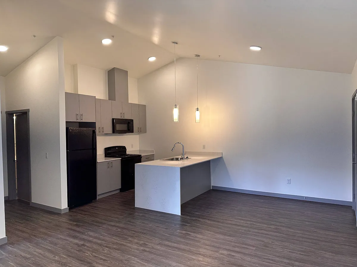 Floor plan 1 Bed 1 Bath (B)