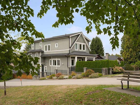 2nd image of 5565 Dundee St