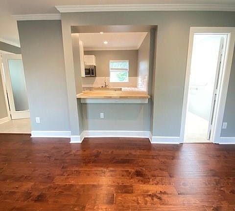 3rd image of 5229 Mulford St #2
