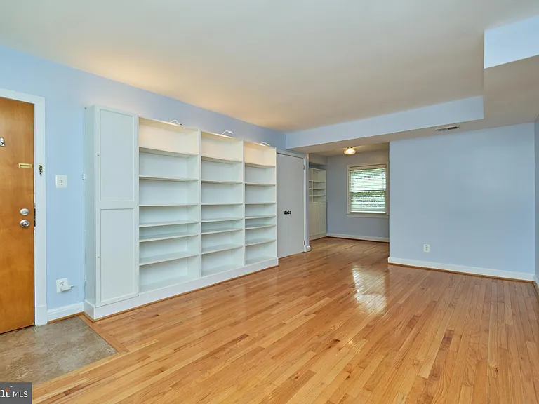 2501 Arlington Blvd #2 — Photo 8