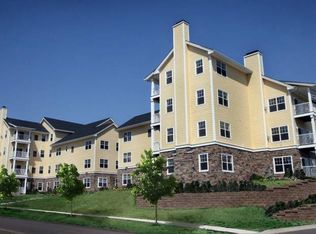 10771 Retreat Ln APT 305, Woodbury, MN 55129