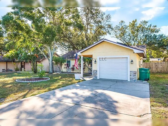 11414 Walsingham Rd — Photo 4