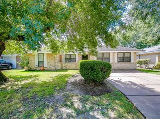 6427 Hidden Arbor Ln, Houston, TX 77088