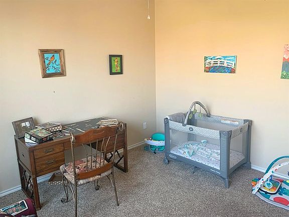 3rd image of 4801 Green River Dr