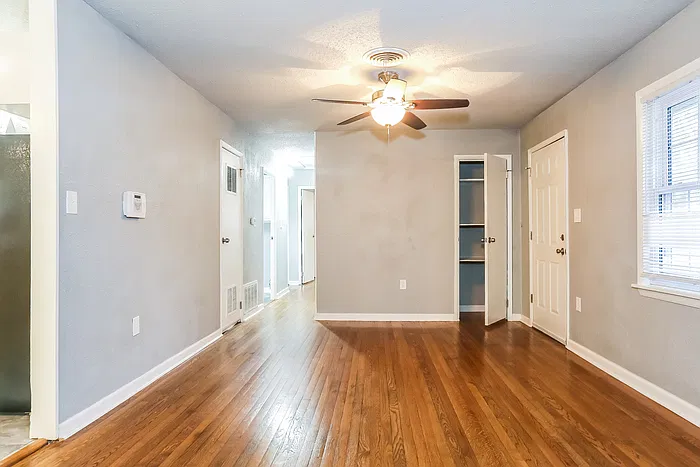 3 bed, 2.0 bath, 1200 sqft, $1,395 — Photo 3
