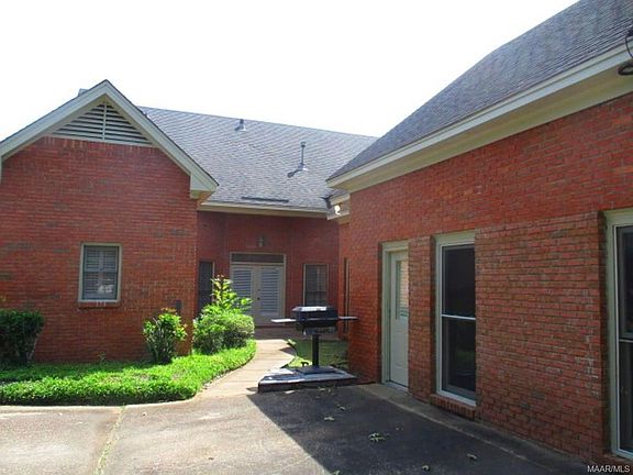 5th image of 3448 Summerhill Dr