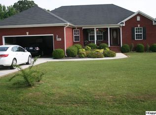 686 Boles Rd, Hazel Green, AL 35750