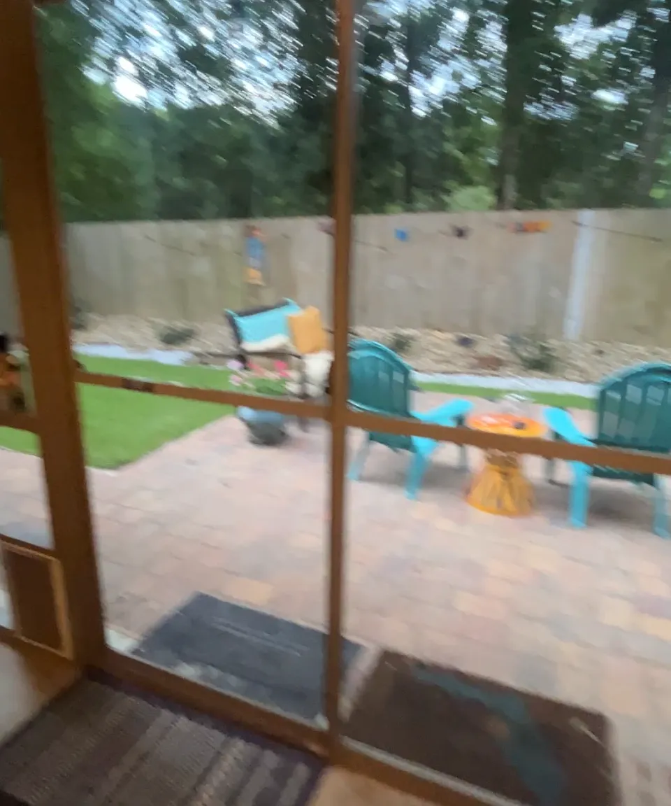 3 bed, 2033 sqft, $2,600 — Photo 4