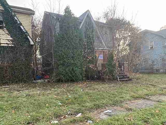 14554 Manning