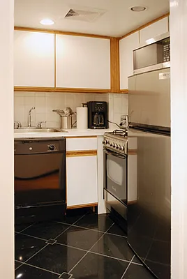 Rented by WAM Partners - William Moses Co. | media 109