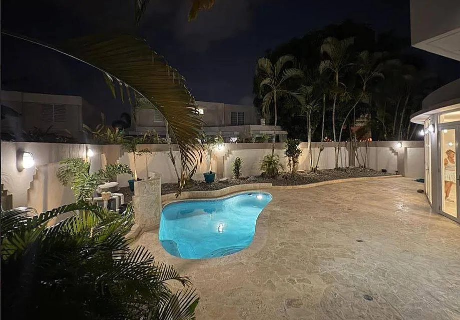 4 bed, 2.5 bath, $3,300 — Photo 4