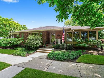 728 S Hillside Ave, Elmhurst, IL, 60126