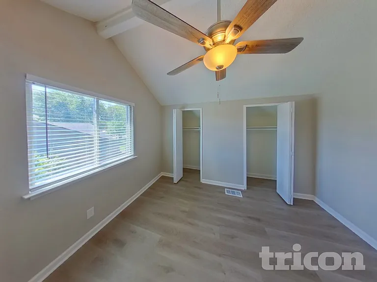 2908 Lemmontree Ln — Photo 12