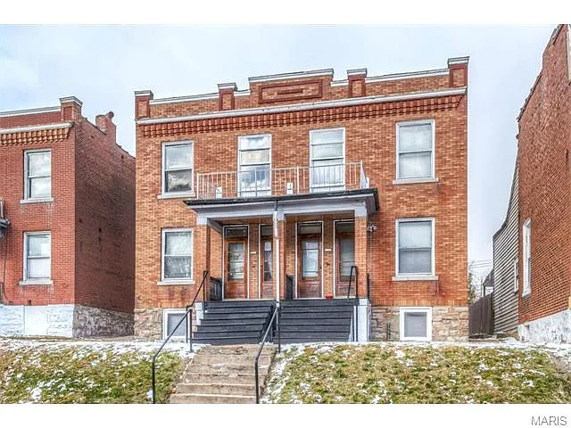 3147-3149 Osage St photo 1