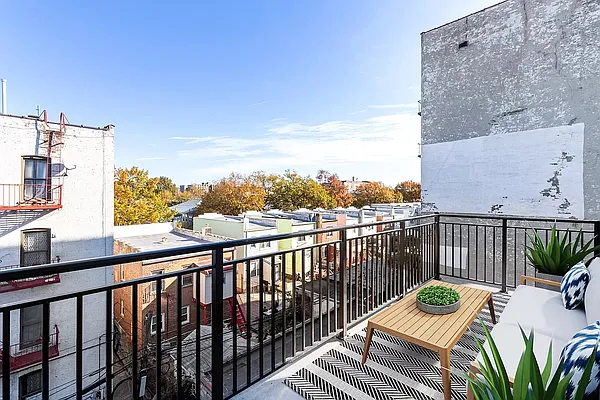 Rented by Douglas Elliman | media 15